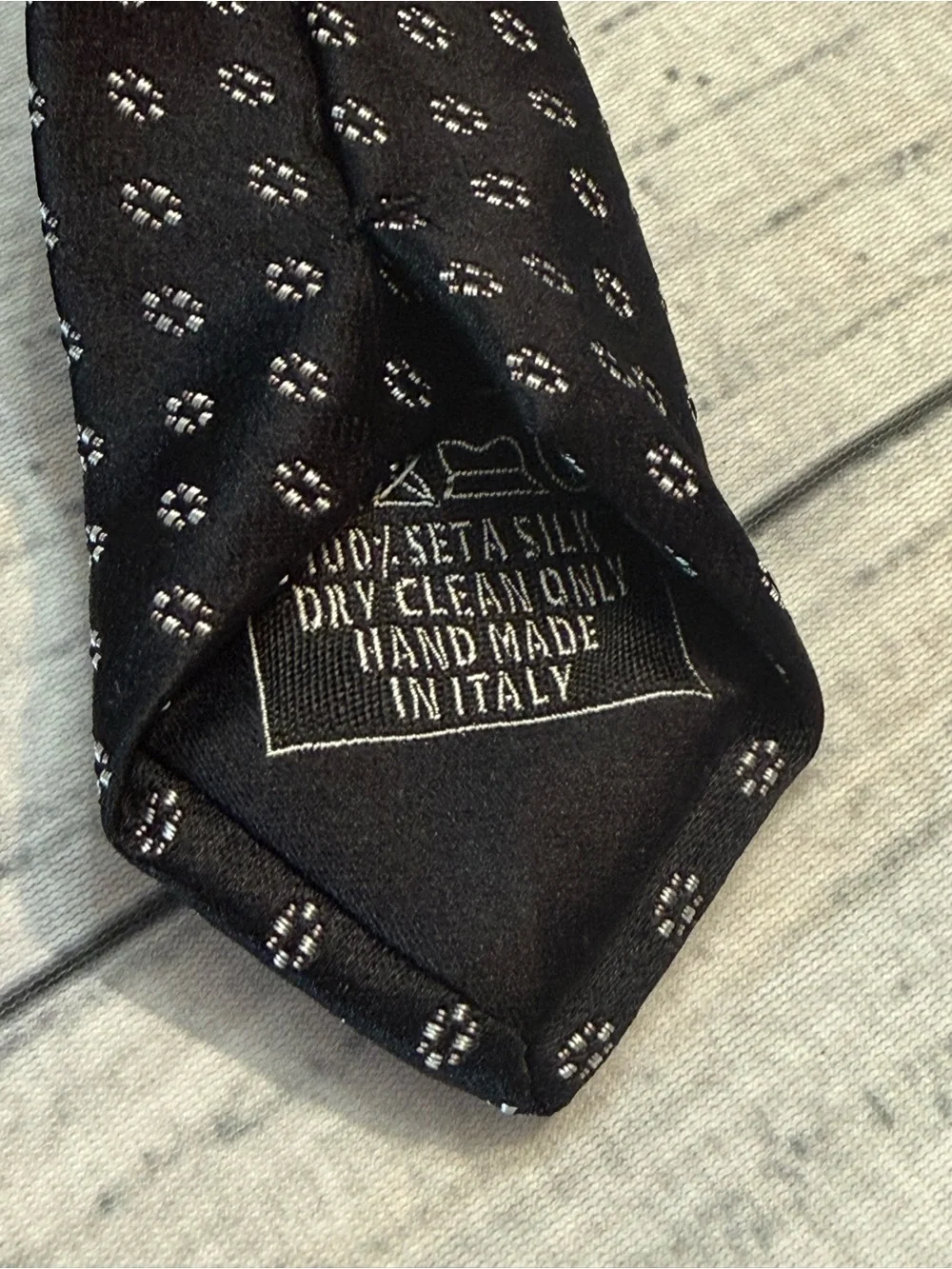 Brioni Silk tie 🌟